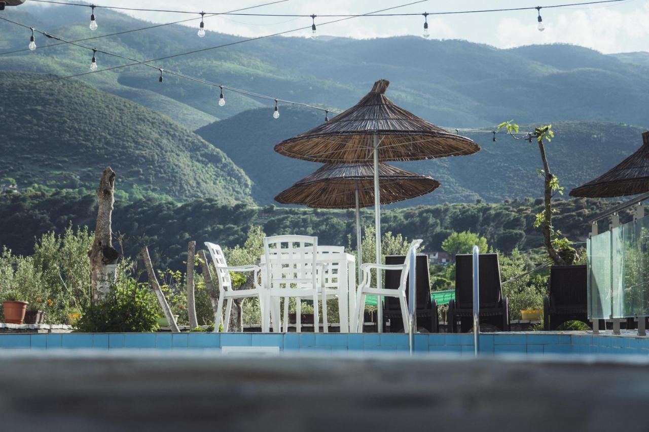 Guesthouse Lord Byron Tepelene Exterior photo